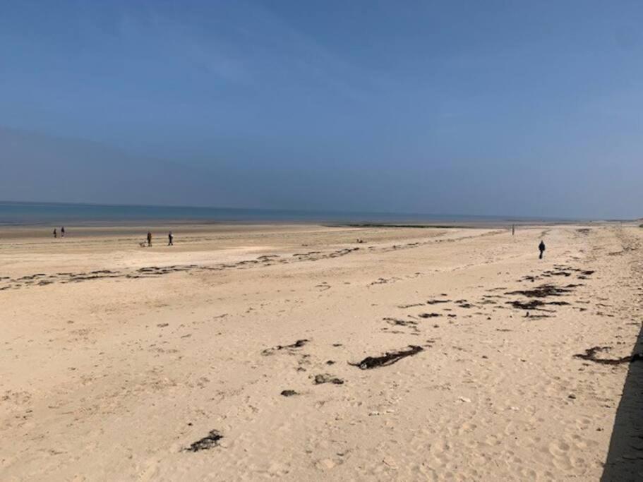 Villa De La Plage, Front De Mer, Juno Beach Bernieres-sur-Mer Екстер'єр фото